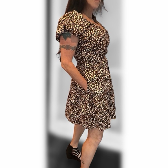 Gap Corset Tiered Mini Dress. Size Medium. NWT - Picture 2 of 11